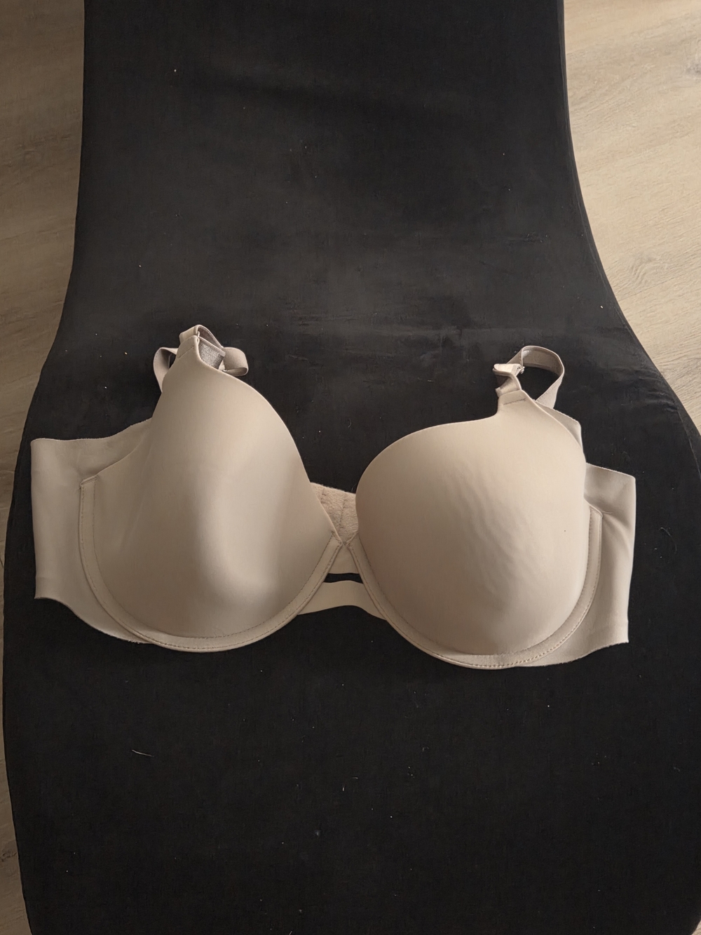 Warner's Nude T-Shirt Bra - Smooth Molded Cups
